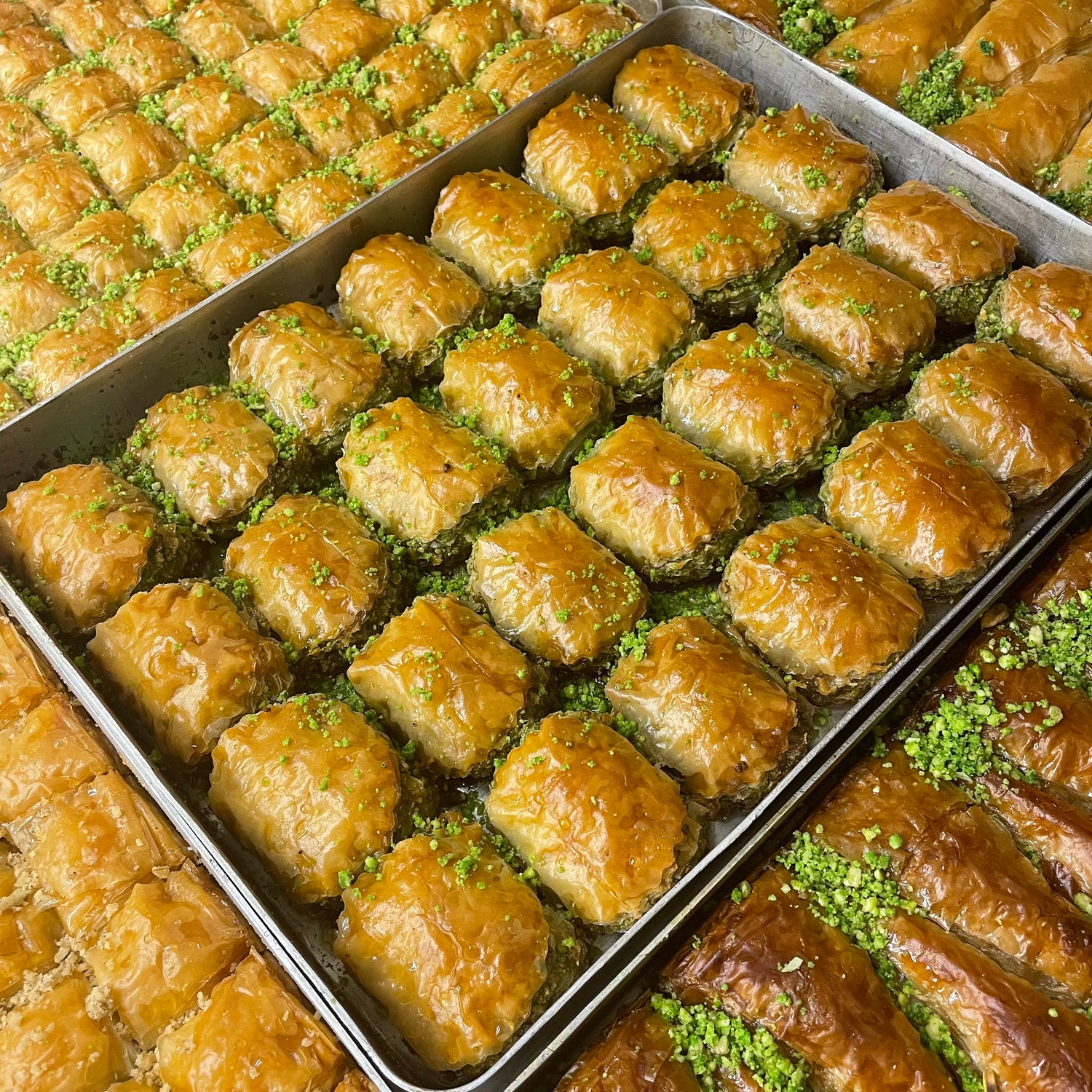 Traditional Pistachio Dilber Baklava